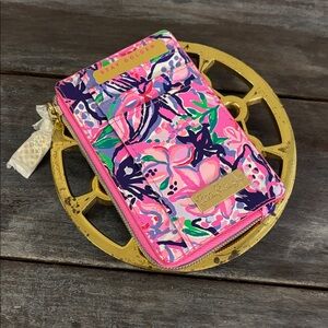 Lilly Pulitzer purple and Pink Floral Card Wallet rare NEW “ISN’T SHE LILLY”